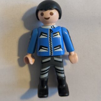 Kind - Jung von Playmobil Rennfahrer